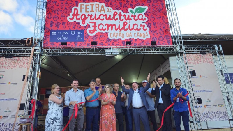Secretário Ronaldo Santini e autoridades inauguram oficialmente a 1ª Feira da Agricultura Familiar de Capão da Canoa