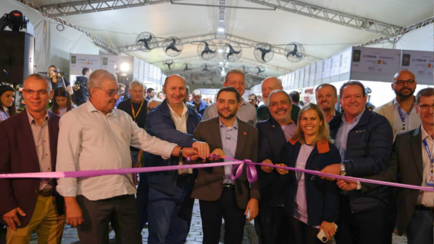 Vice-governador destacou o papel das feiras da agricultura familiar como vitrine da produ&ccedil;&atilde;o ga&uacute;cha e motor da economia local 